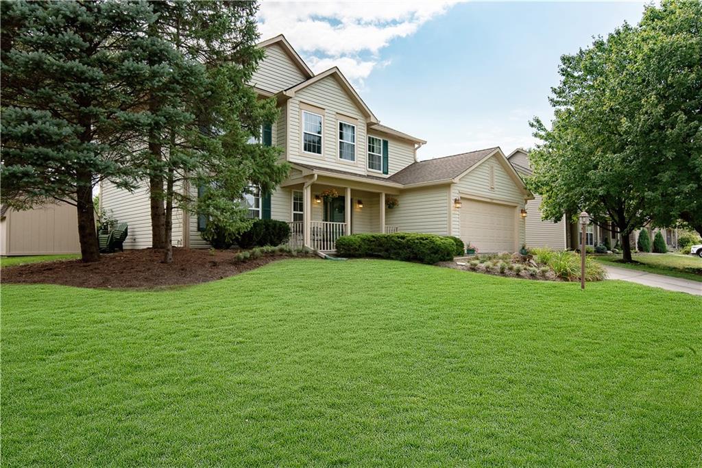 13237 Knoll Ridge Fishers, IN 46038 - Photo 2 of 29 Gallery Image 2