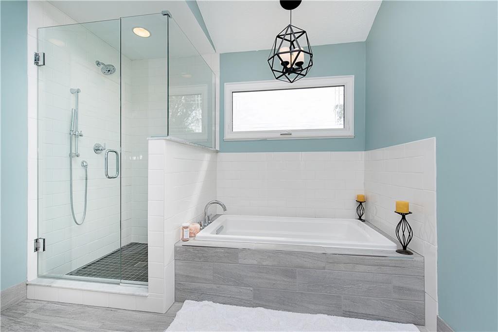 13237 Knoll Ridge Fishers, IN 46038 - Photo 20 of 29 Gallery Image 20