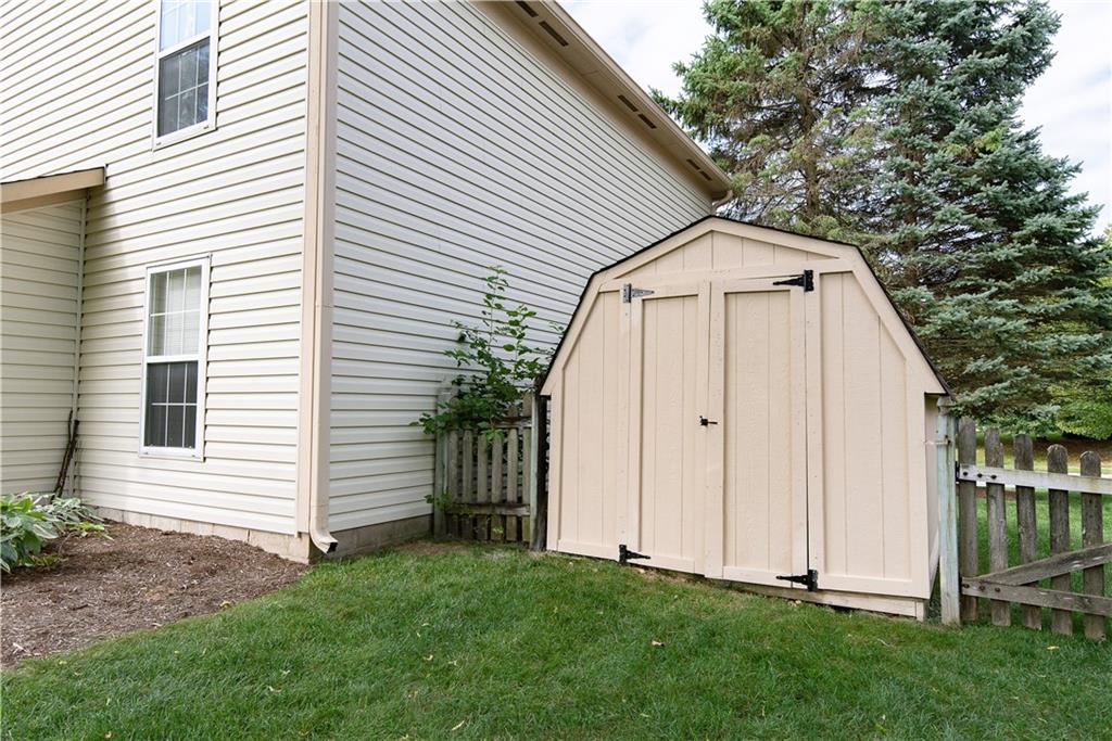13237 Knoll Ridge Fishers, IN 46038 - Photo 26 of 29 Gallery Image 26
