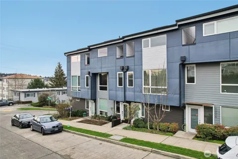 $850,000 | 1230 West Emerson Street, Seattle, WA 98119