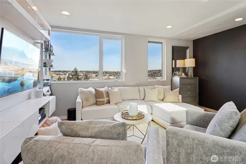 $850,000 | 1230 West Emerson Street, Seattle, WA 98119