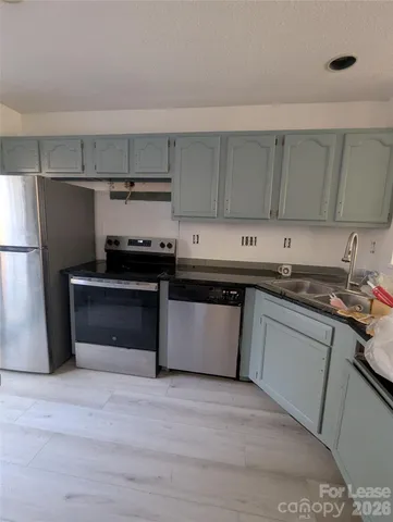 $1,800 | 5976 Prescott Court, Charlotte, NC 28269