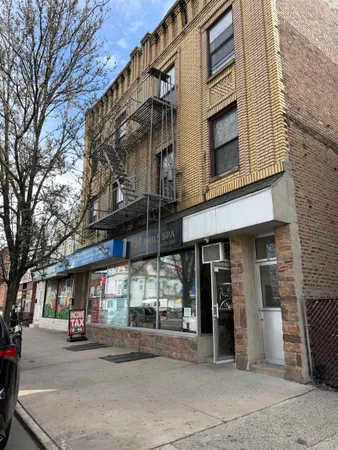 $1,900 | 998 Broadway, Bayonne, NJ 07002