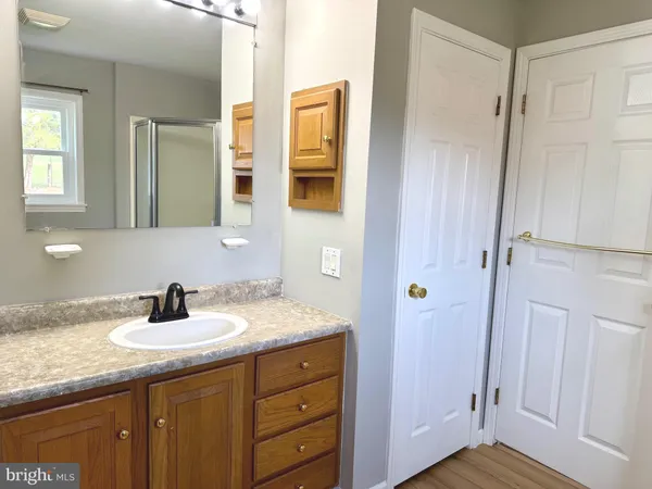 $589,900 | 220 Snappy Lane, Winchester, VA 22602