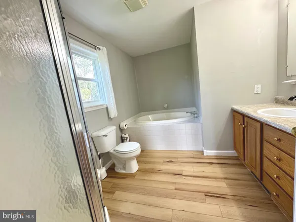 $589,900 | 220 Snappy Lane, Winchester, VA 22602