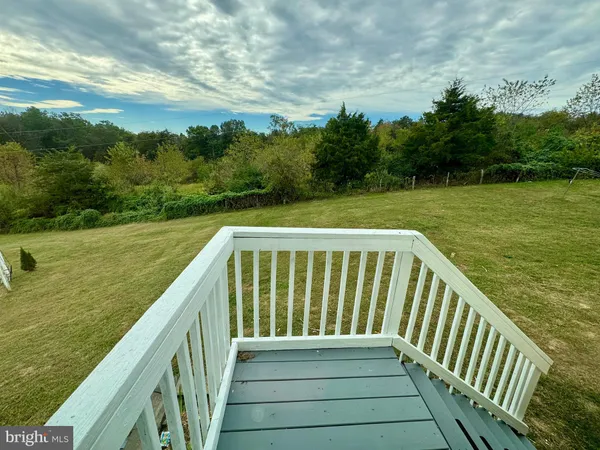 $589,900 | 220 Snappy Lane, Winchester, VA 22602