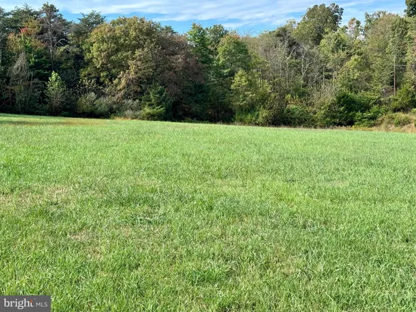 $589,900 | 220 Snappy Lane, Winchester, VA 22602