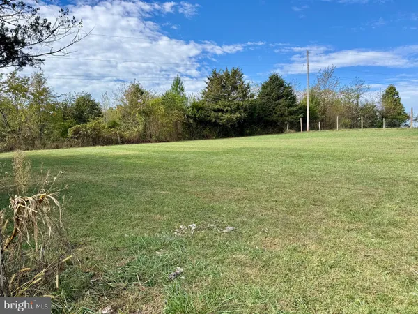 $589,900 | 220 Snappy Lane, Winchester, VA 22602