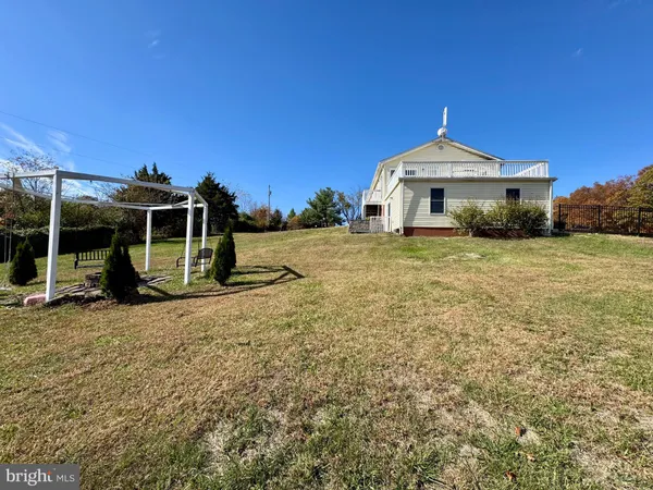 $589,900 | 220 Snappy Lane, Winchester, VA 22602