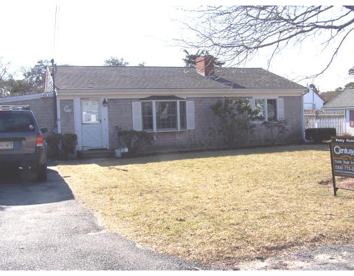 54 Glen Road Barnstable, MA 02601 - Photo 1 of 5 Gallery Image 1