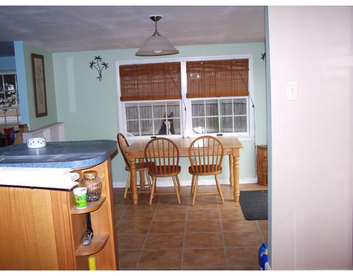 54 Glen Road Barnstable, MA 02601 - Photo 3 of 5 Gallery Image 3