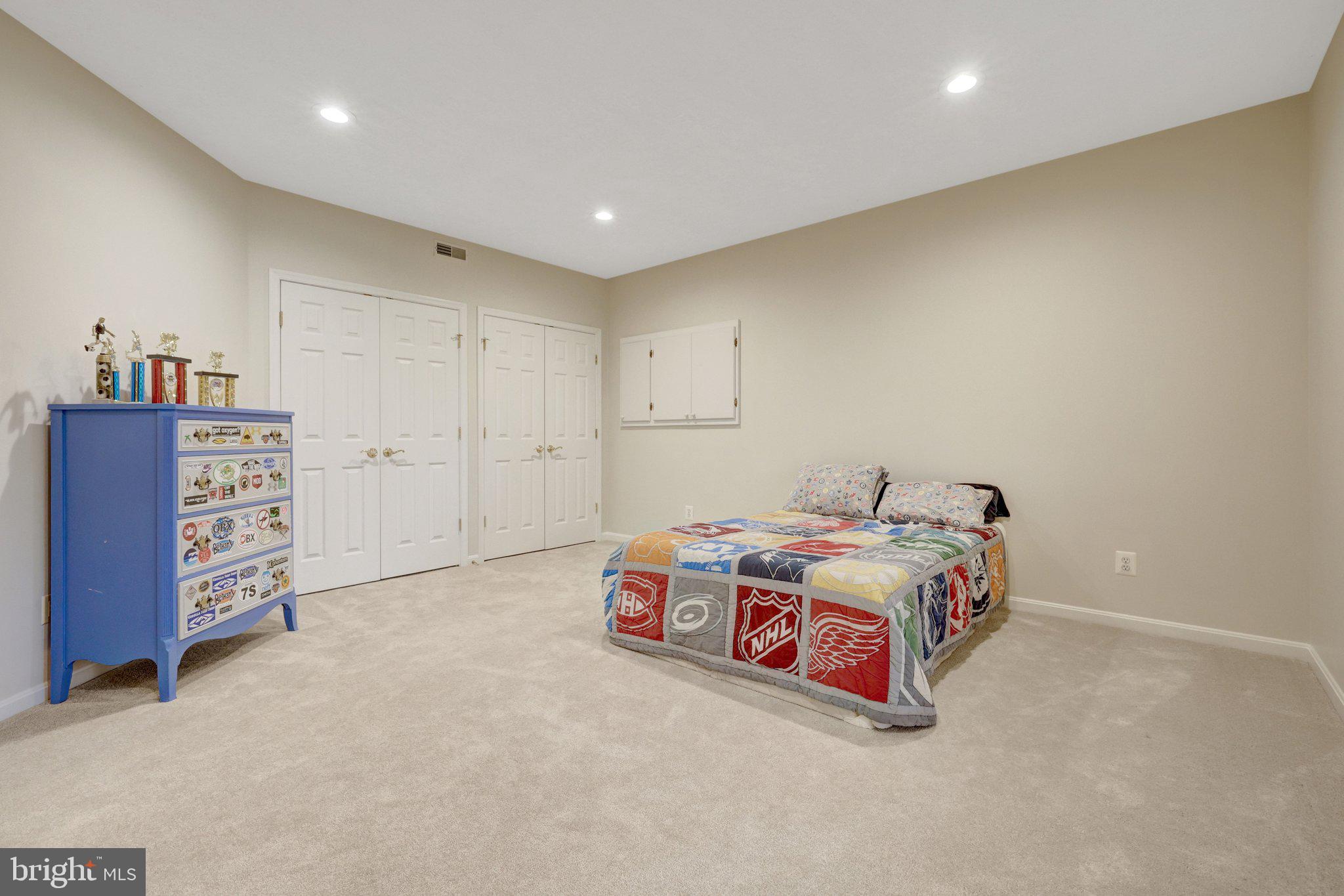 1827 Beulah Road Vienna, VA 22182 - Photo 60 of 91 Bedroom 5 with esuite bath