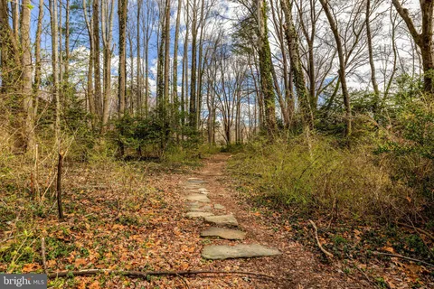 $1,750,000 | 1827 Beulah Road, Vienna, VA 22182