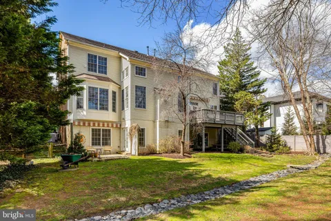 $1,750,000 | 1827 Beulah Road, Vienna, VA 22182