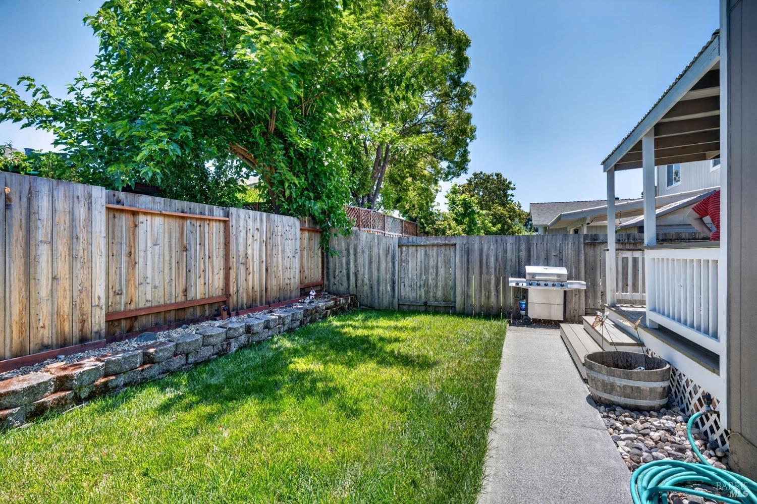 4526 Hillview Court Rohnert Park, CA 94928 - Photo 23 of 28 a garden view with a seating space