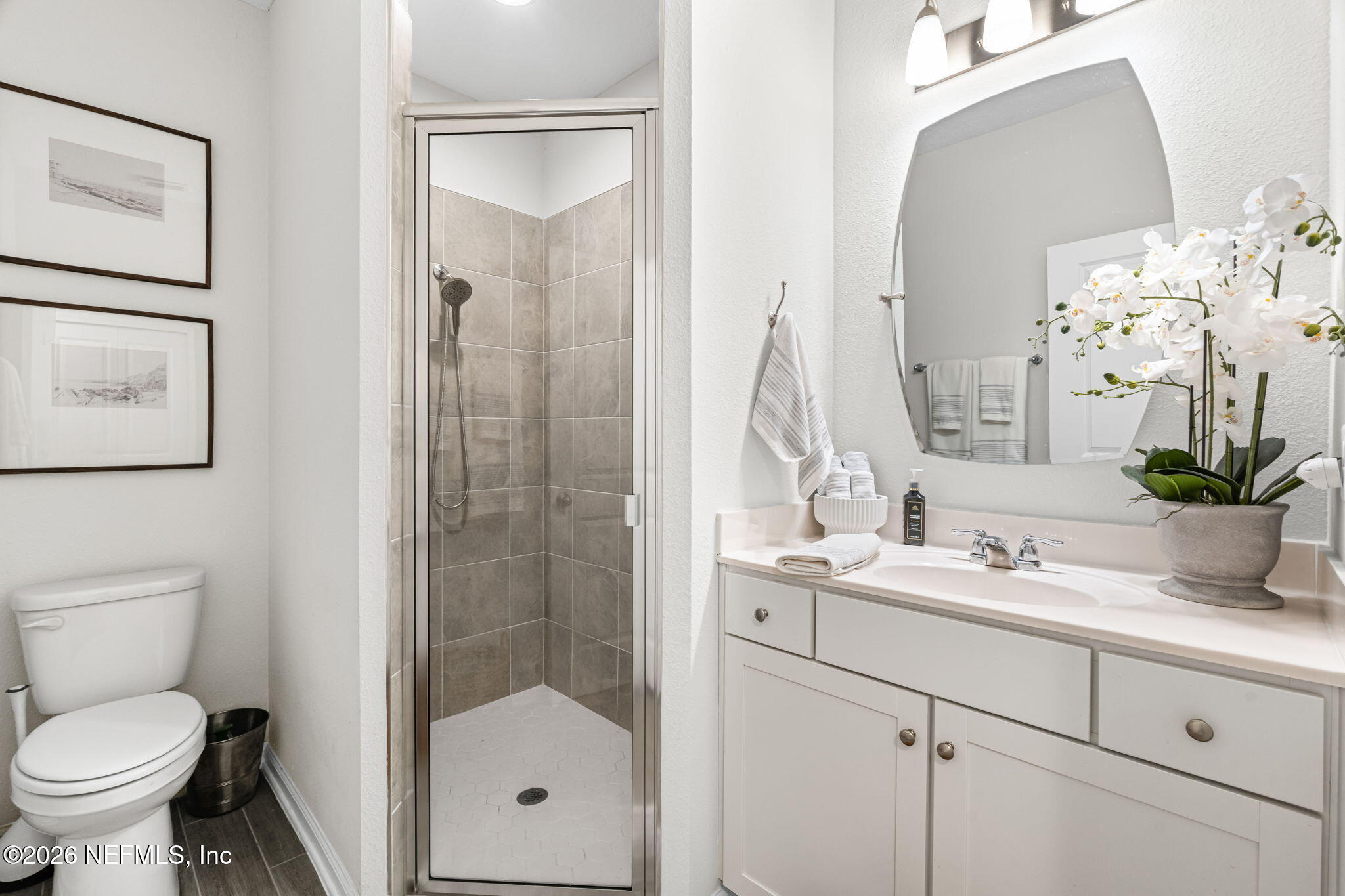 623 Ivory Palm Road Orange Park, FL 32073 - Photo 26 of 73 a bathroom with a toilet sink and shower