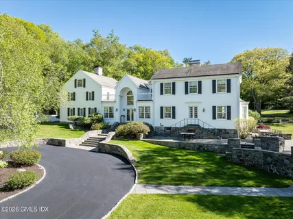 $3,400,000 | 351 Erskine Road, Stamford, CT 06903