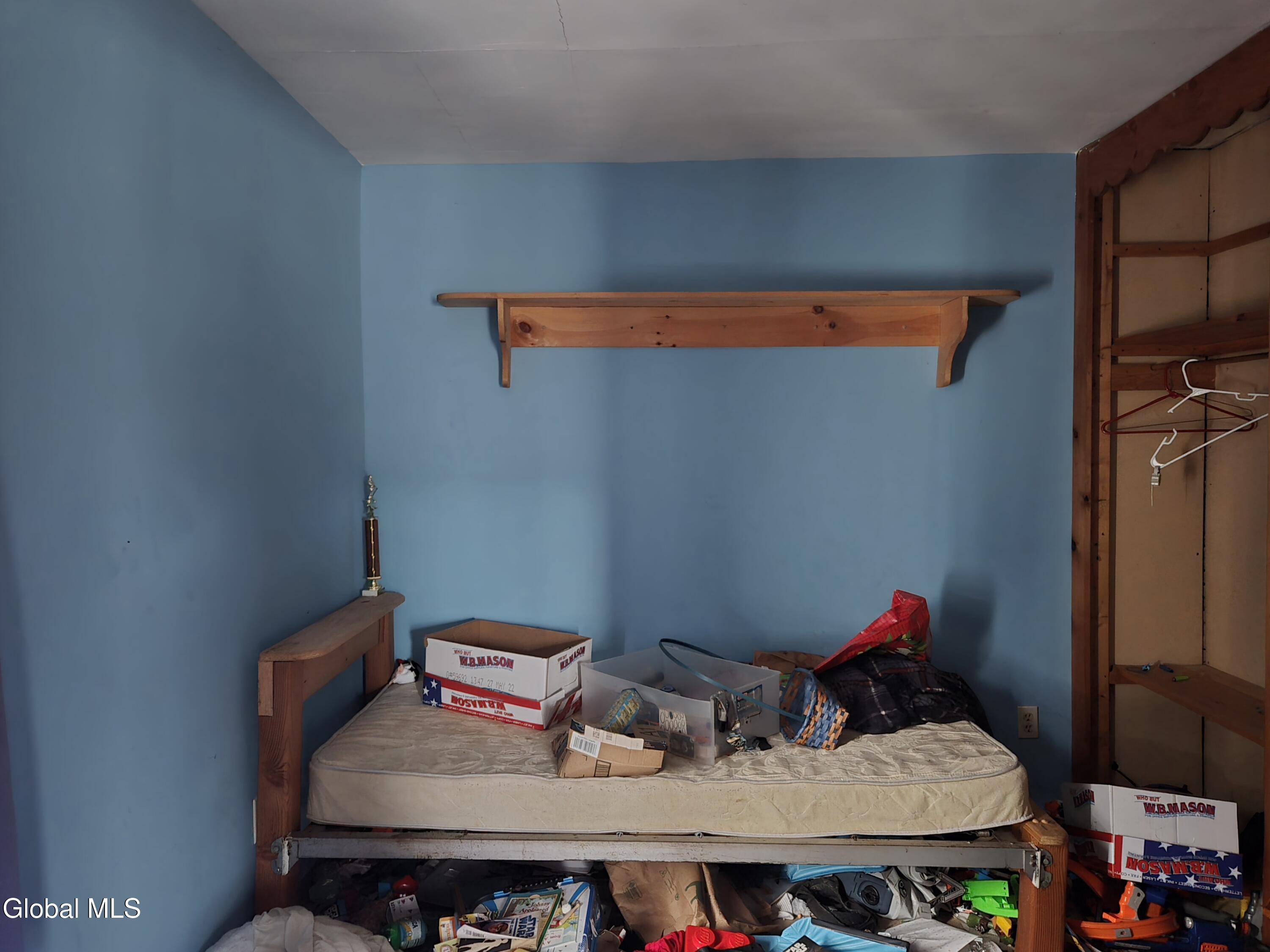 36 3rd Street Hoosick Falls, NY 12090 - Photo 13 of 17 20251212_144240