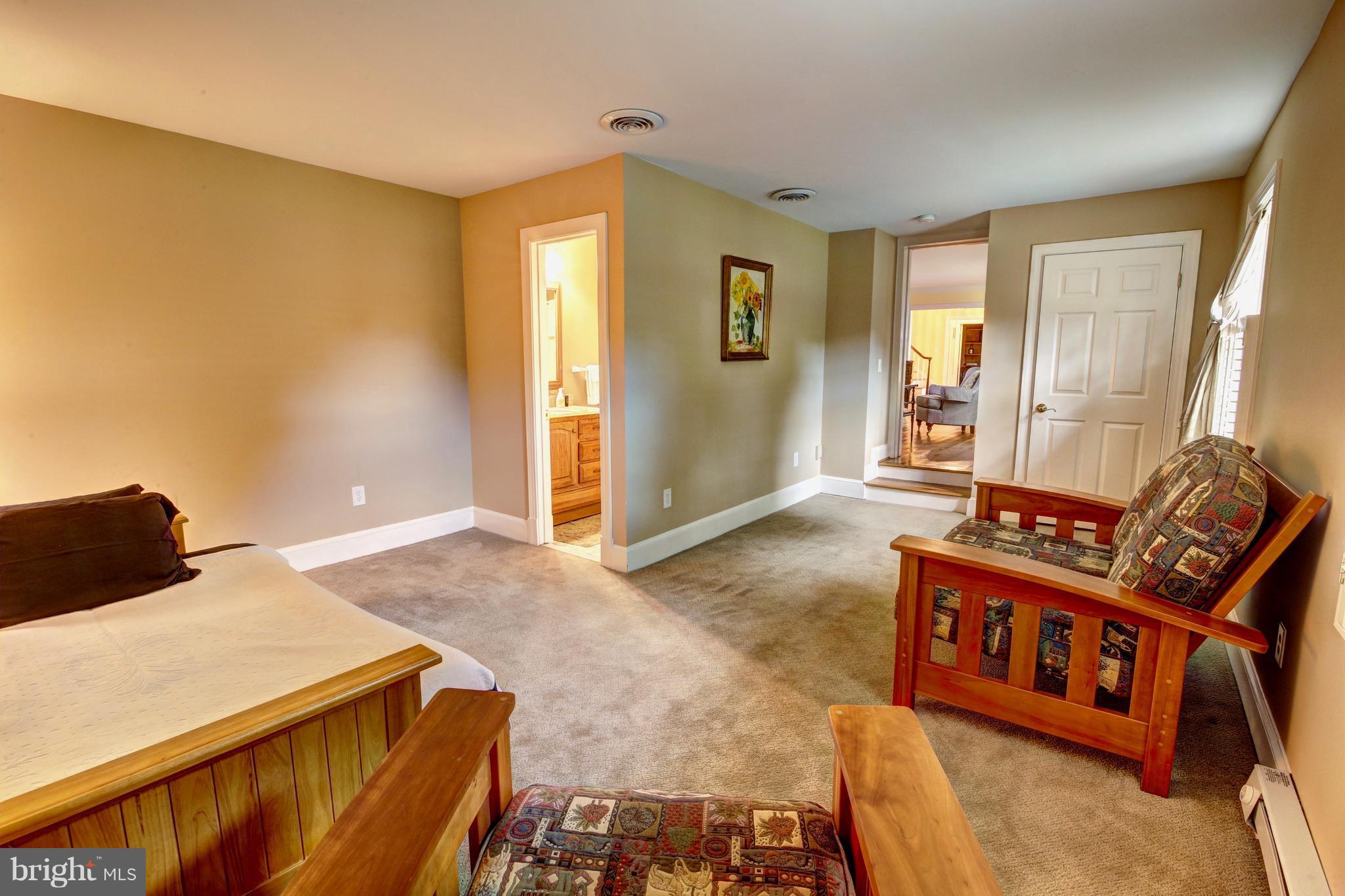 21257 St Louis Road Middleburg, VA 20117 - Photo 20 of 30 Main Level Bedroom