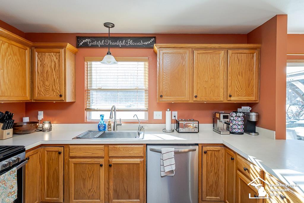 3673 Section Road Lambertville, MI 48144 - Photo 21 of 51 50197855-b9387f54-6400-4164-a93d-0a32b0f22657.JPG