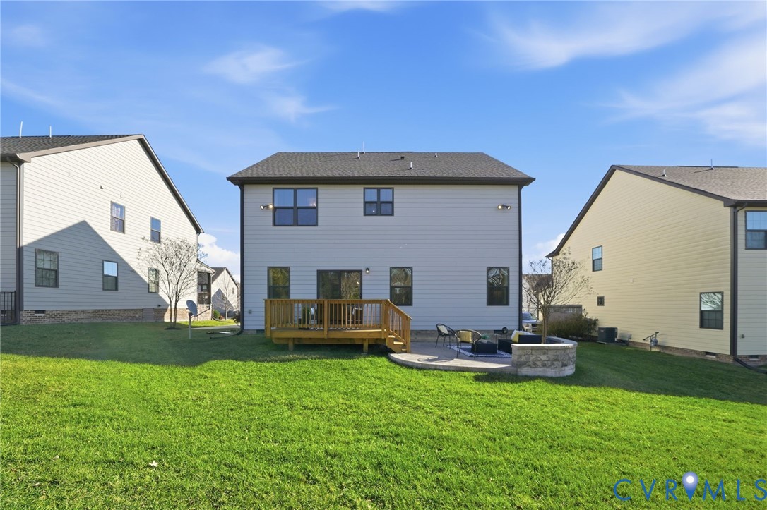 4730 Hepler Ridge Way Glen Allen, VA 23059 - Photo 34 of 39 a view of a house with a yard