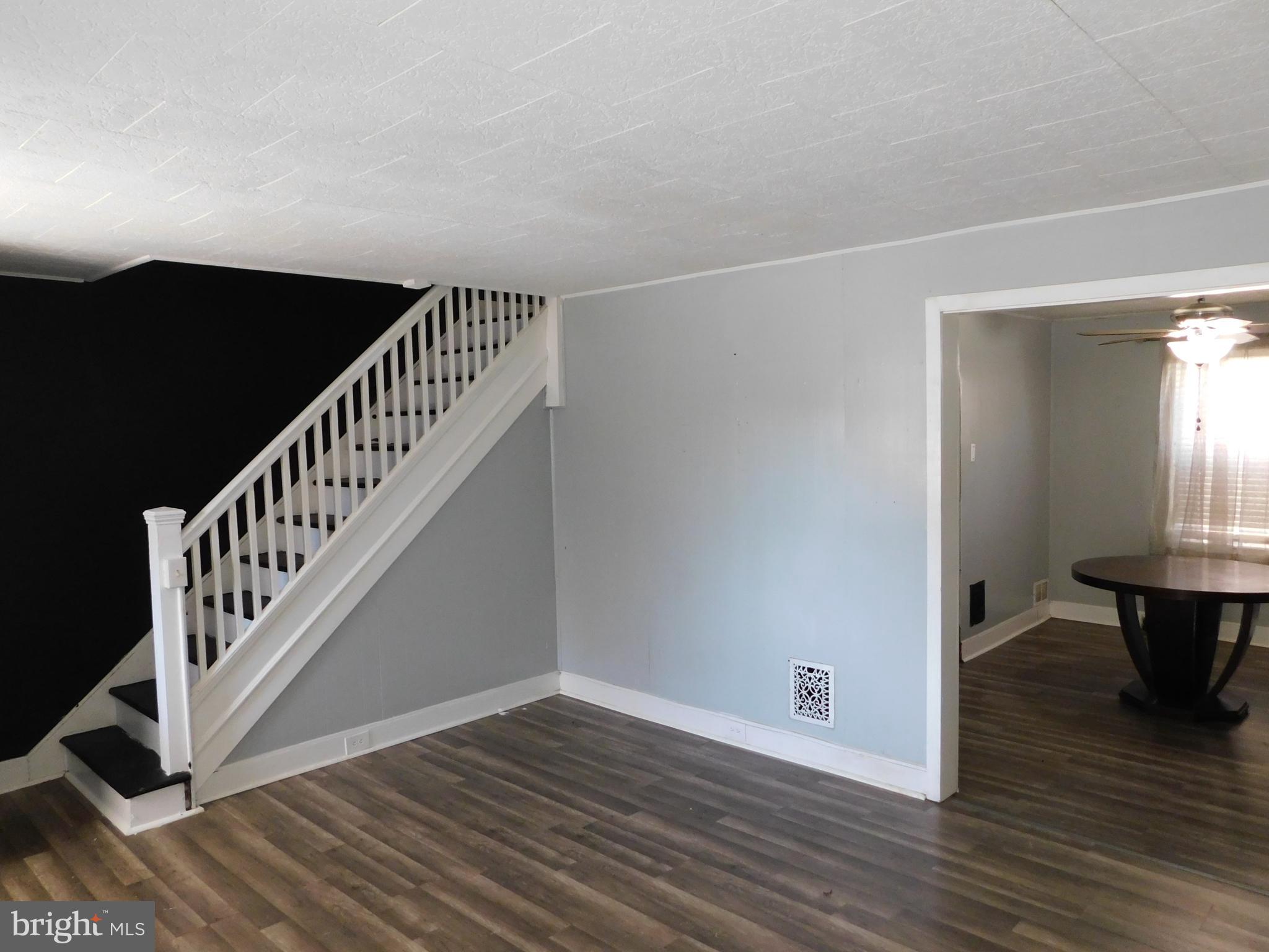 1202 Morton Avenue Chester, PA 19013 - Photo 12 of 31