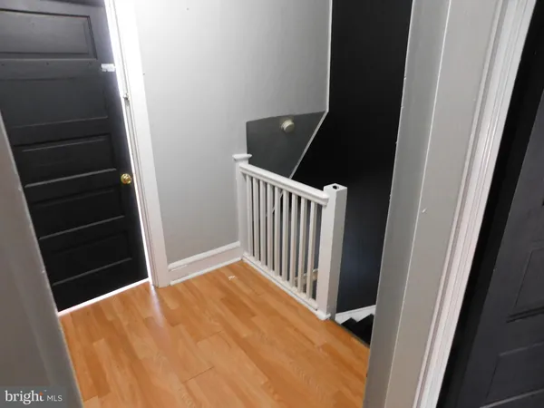 a view of outdoor space and closet