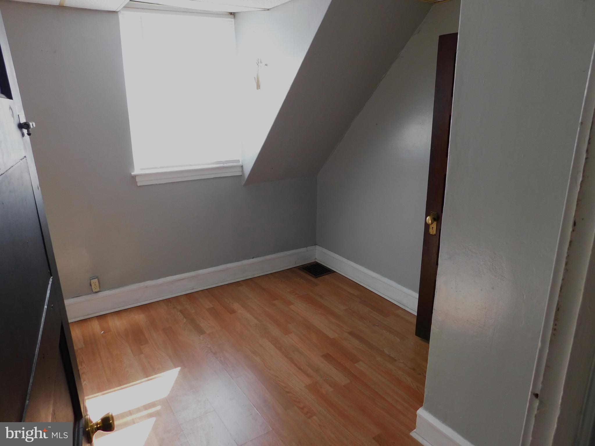 1202 Morton Avenue Chester, PA 19013 - Photo 21 of 31