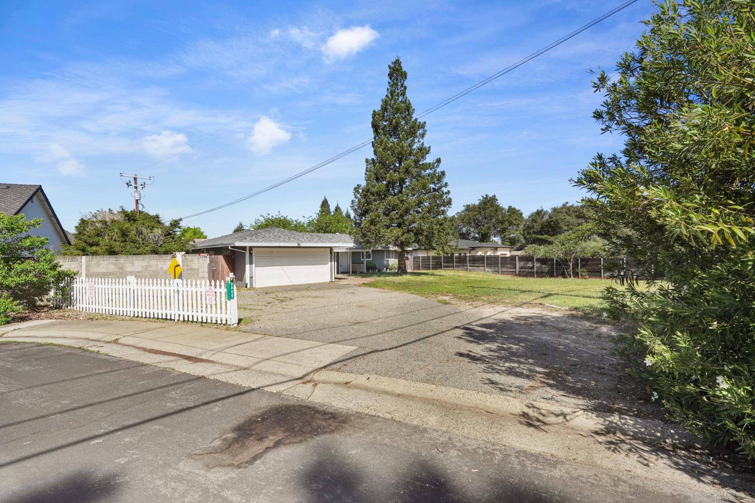 5580 Foothill Road Rocklin, CA 95677 - Photo 4 of 44