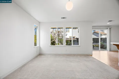 $599,000 | 649 Spillman Circle, Vacaville, CA 95688