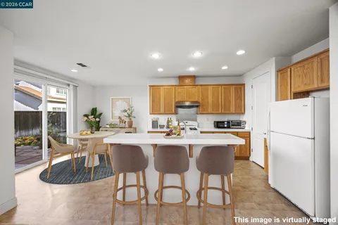 $599,000 | 649 Spillman Circle, Vacaville, CA 95688