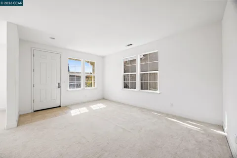 $599,000 | 649 Spillman Circle, Vacaville, CA 95688