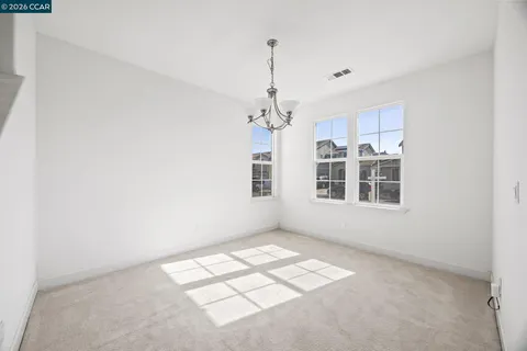 $599,000 | 649 Spillman Circle, Vacaville, CA 95688