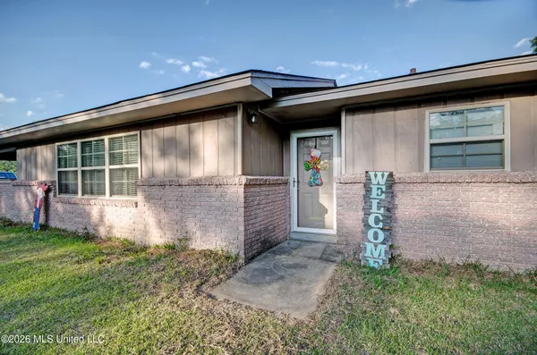 $199,900 | 3394 Simpson Highway 149, Braxton, MS 39044