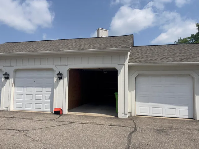 $1,900 | 1139 Joyce Lane, Ann Arbor, MI 48103