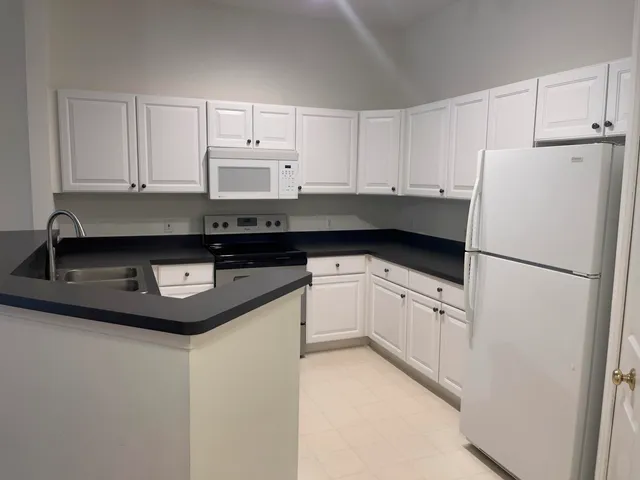 $1,900 | 1139 Joyce Lane, Ann Arbor, MI 48103