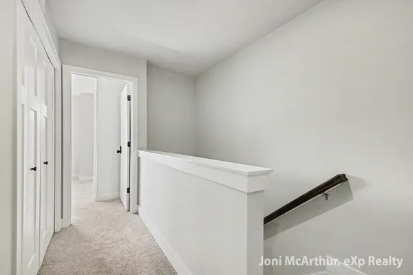 $343,500 | 6652 South South Square Lane Northeast, Unit 49, Rockford, MI 49341