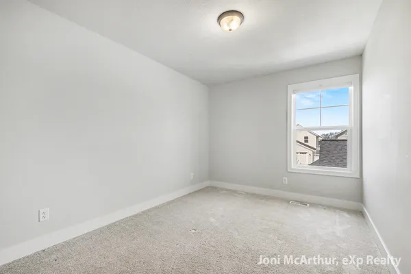 $343,500 | 6652 South South Square Lane Northeast, Unit 49, Rockford, MI 49341