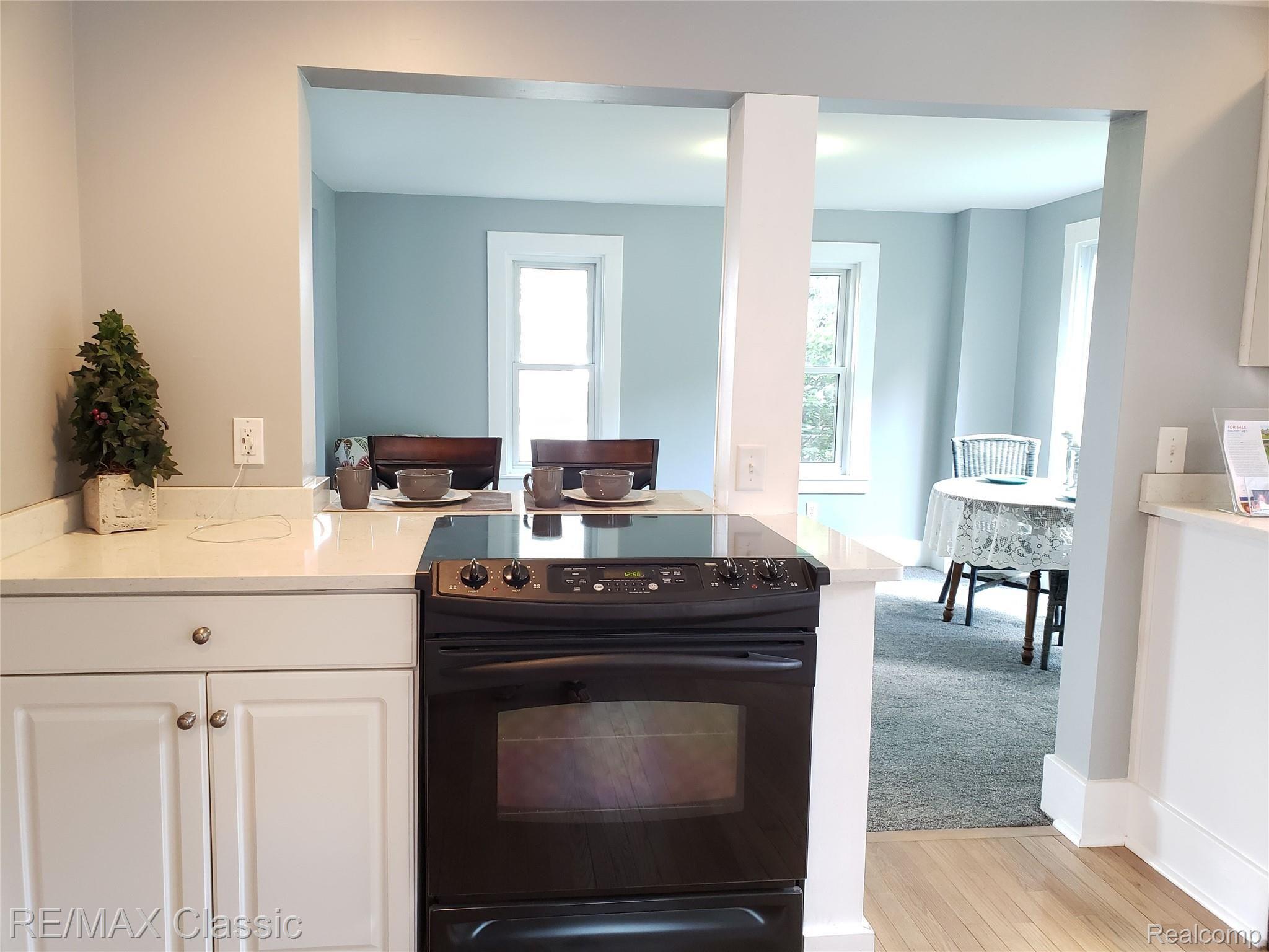 1820 Union Lake Road Commerce Township, MI 48382 - Photo 7 of 47 1 Appliances included.jpg