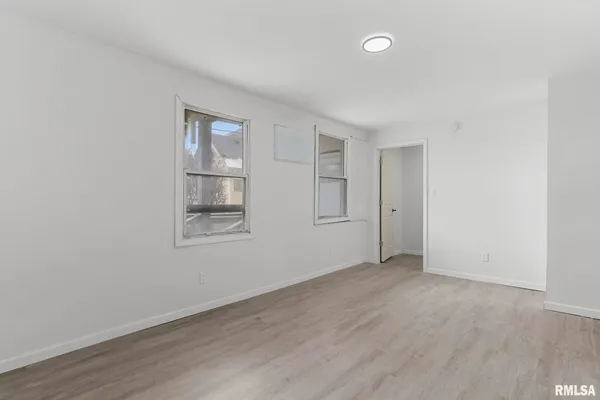 $250,000 | 910 South 2nd Street, Springfield, IL 62704