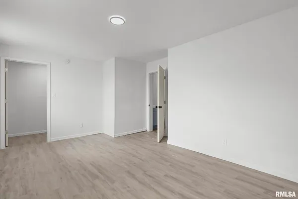 $250,000 | 910 South 2nd Street, Springfield, IL 62704