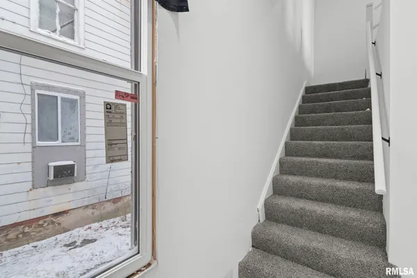 $250,000 | 910 South 2nd Street, Springfield, IL 62704