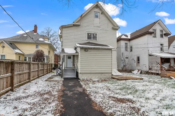 $250,000 | 910 South 2nd Street, Springfield, IL 62704