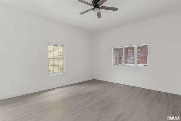 $250,000 | 910 South 2nd Street, Springfield, IL 62704