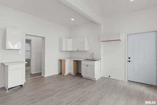 $250,000 | 910 South 2nd Street, Springfield, IL 62704