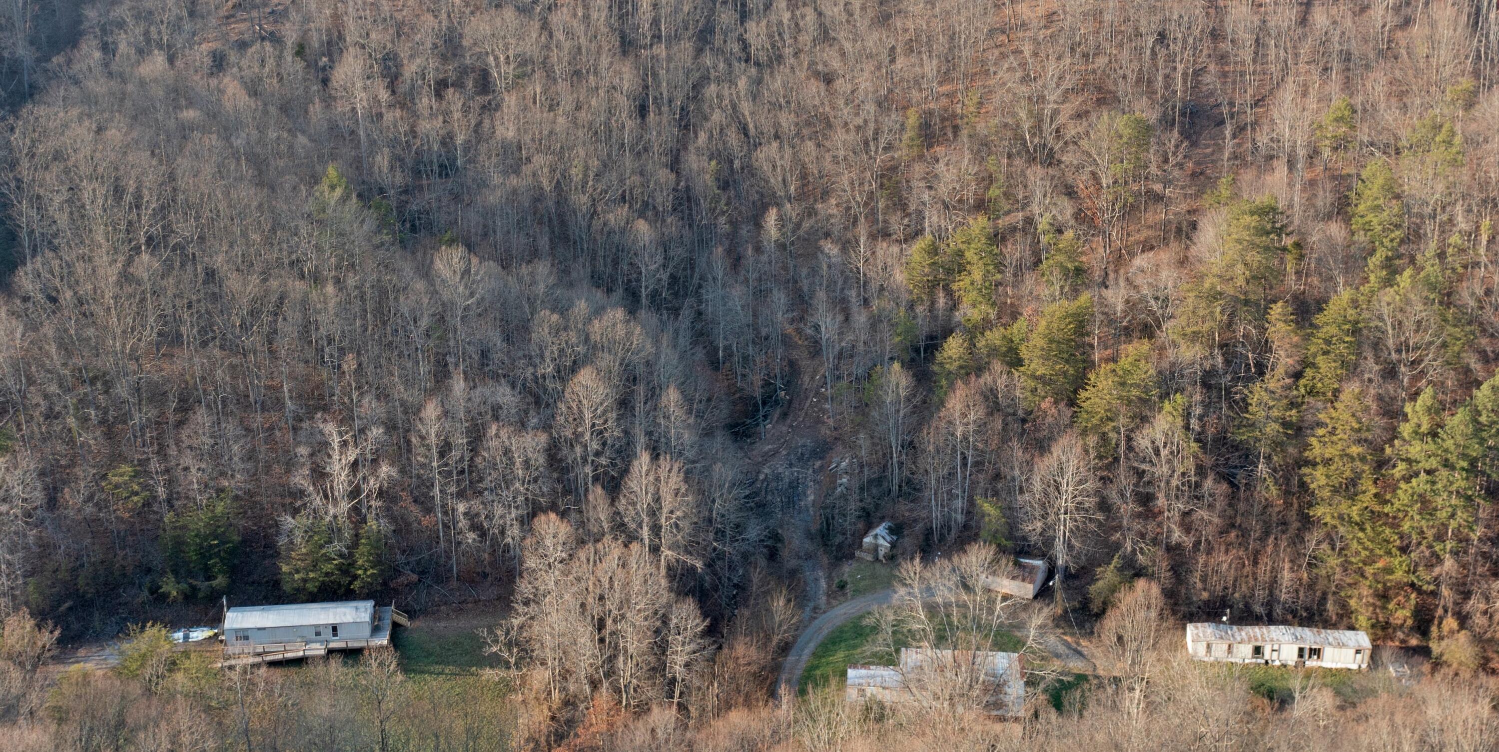 CB Aerial prop border (4)
