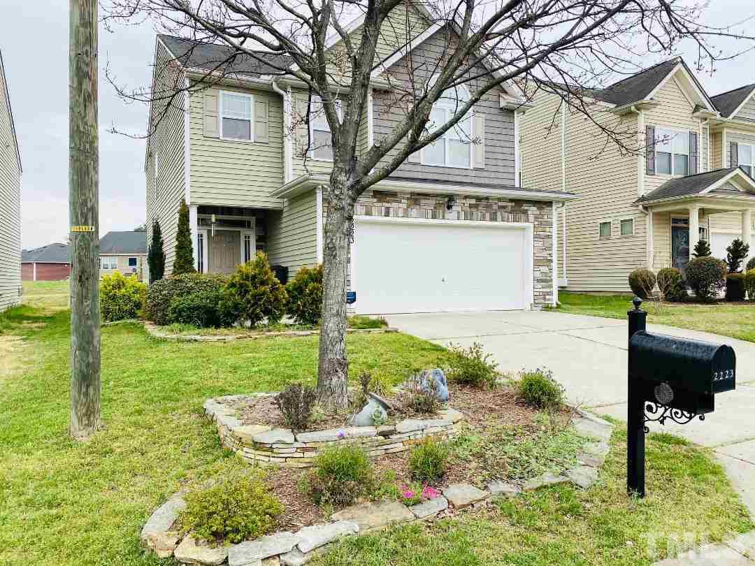 2223 Stoney Spring Drive Raleigh, NC 27610 - Photo 2 of 30
