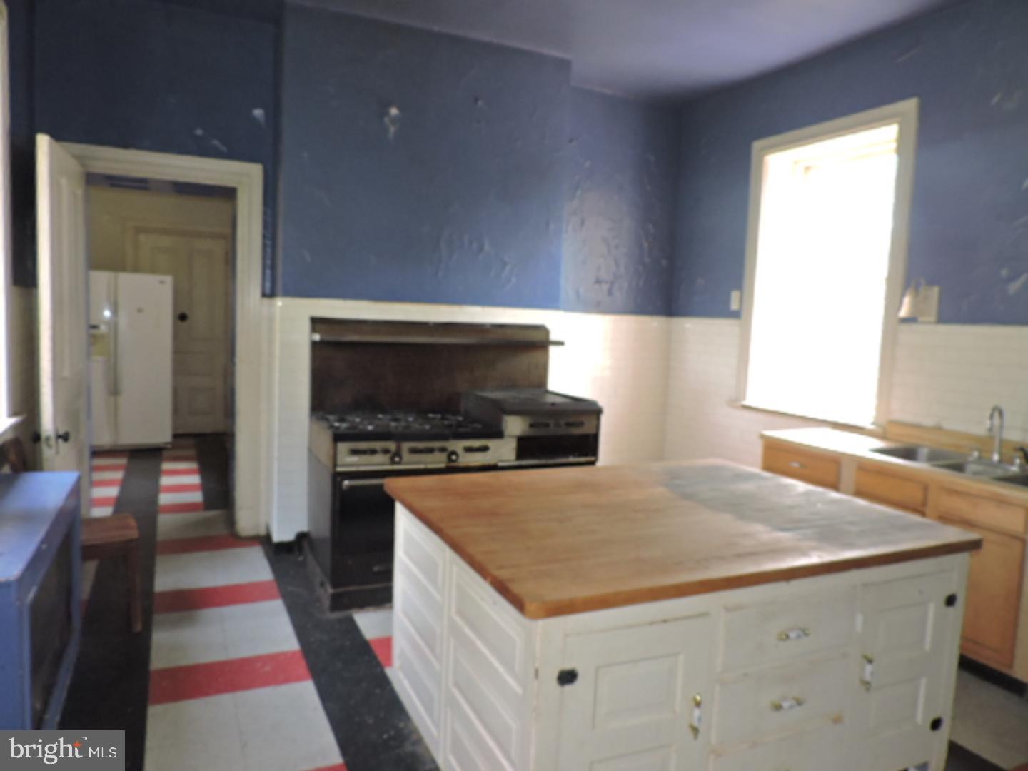 30 Pelham Road Philadelphia, PA 19119 - Photo 11 of 19 Gallery Image 11