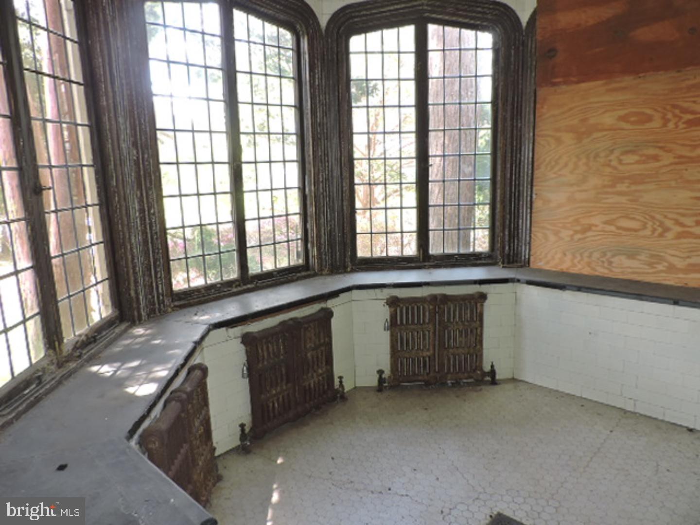 30 Pelham Road Philadelphia, PA 19119 - Photo 15 of 19 Gallery Image 15
