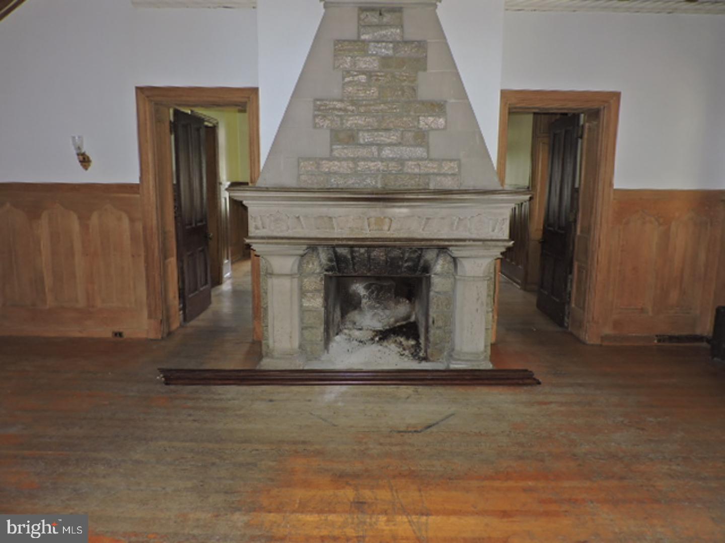 30 Pelham Road Philadelphia, PA 19119 - Photo 7 of 19 Gallery Image 7